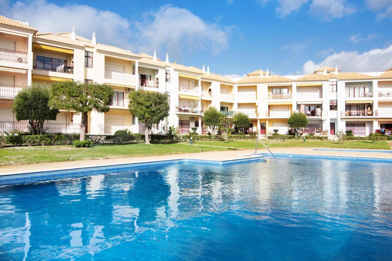 קווארטיירה Columbus Beach Apartment מראה חיצוני תמונה