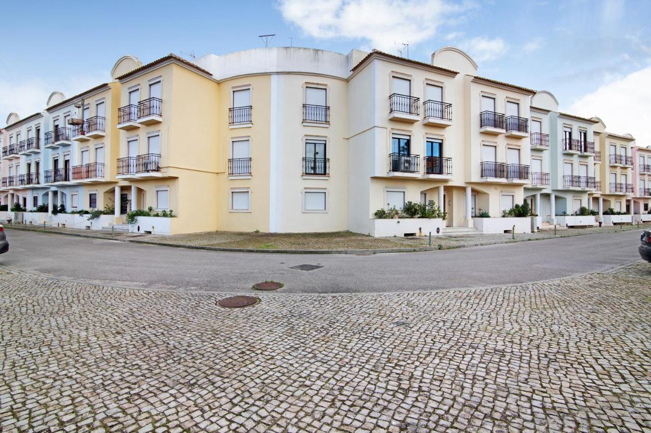 קווארטיירה Columbus Beach Apartment מראה חיצוני תמונה